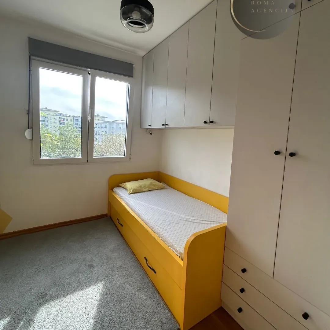 Izdavanje, dvosoban stan, 60m², Blok 9, Podgorica