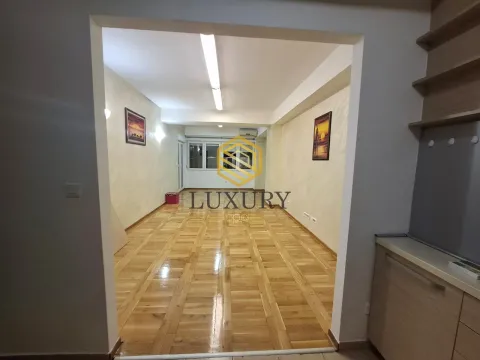 Izdavanje, dvosoban stan, 80m², City Kvart, Podgorica - image 4