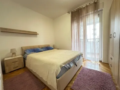 Izdavanje, dvosoban stan, 63m², Blok 9, Podgorica - image 4
