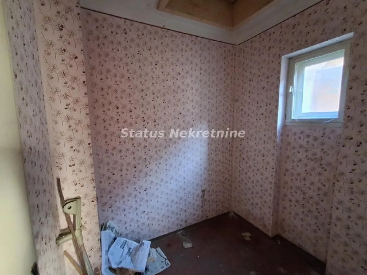 Prodaja, kuća, 250m², Novi Sad, Srbija