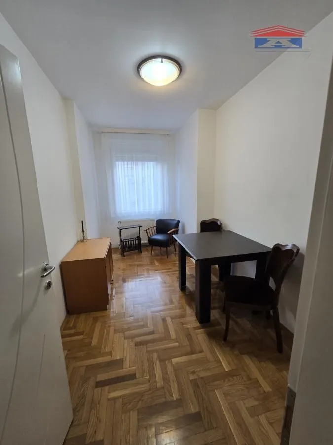 Izdavanje, trosoban stan, 64m², Sajmište, Novi Sad