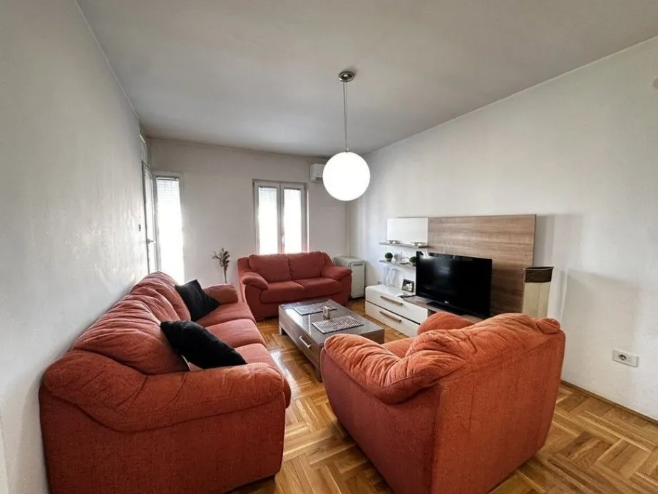 Rent, one bedroom apartment, 42m², City Kvart, Podgorica