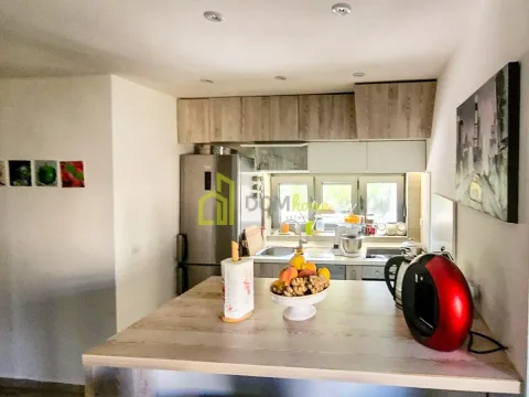 Prodaja, kuća, 175m², Bar, Crna Gora - image 6