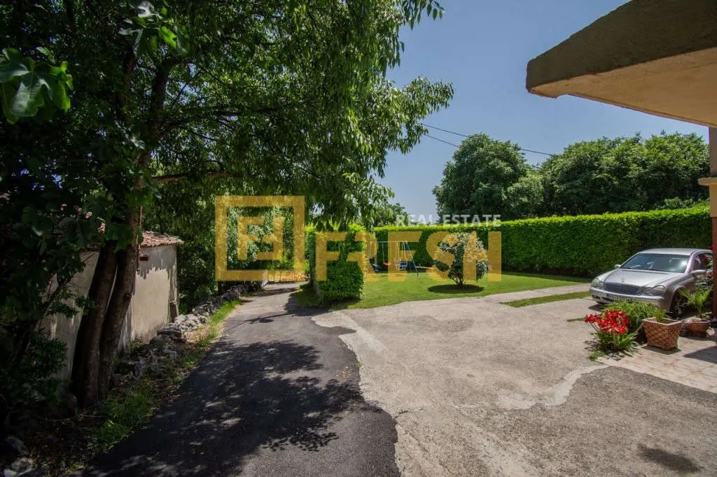 Sale, house, 300m², Donja Gorica, Podgorica