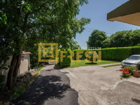 Prodaja, kuća, 300m², Donja Gorica, Podgorica - image 2