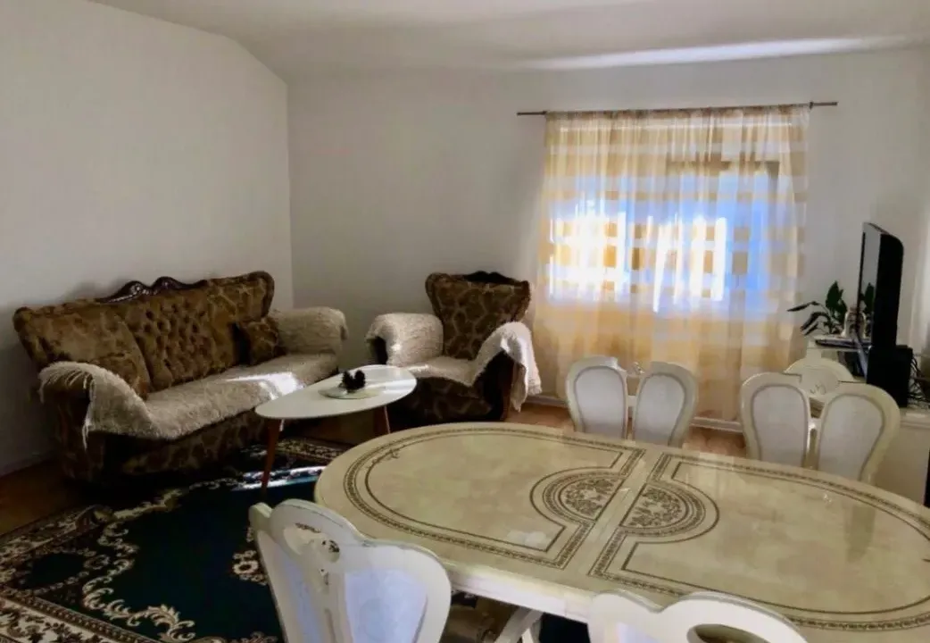 Izdavanje, jednosoban stan, 45m², Stari Aerodrom, Podgorica