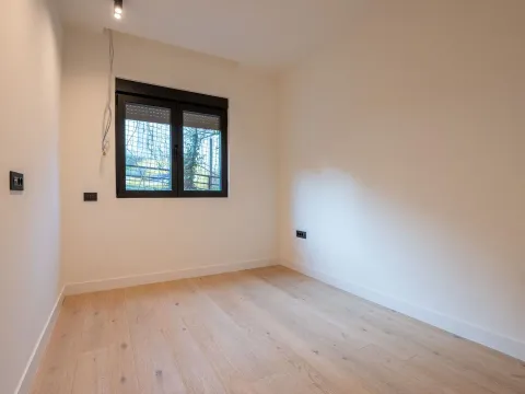 Sale, three bedroom apartment, 149m², Gospoština, Budva - image 19