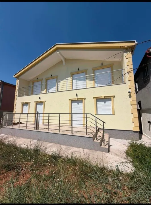 Rent, house, 200m², Karaburško Polje, Podgorica