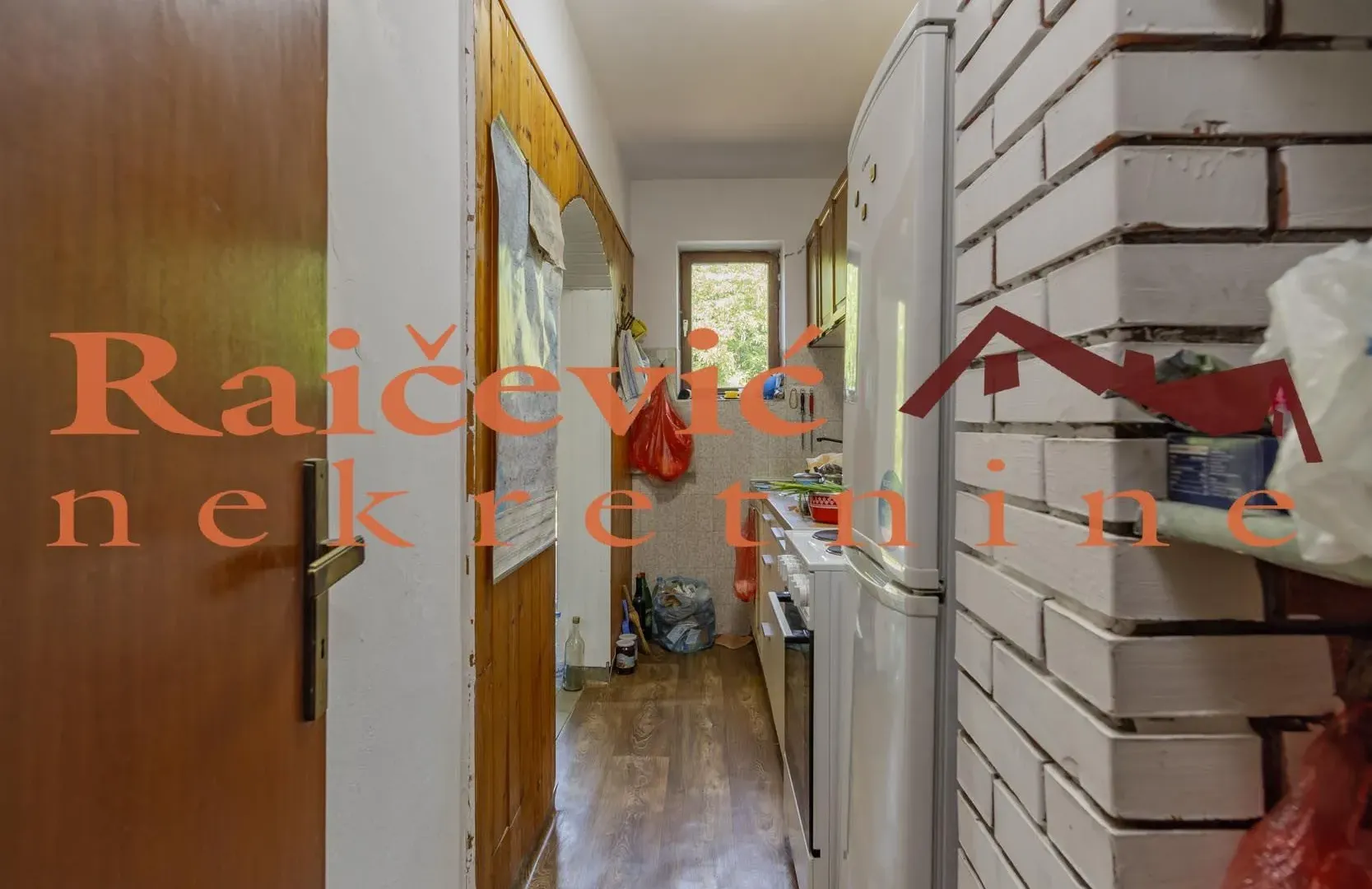 Prodaja, kuća, 196m², Arnajevo, Barajevo