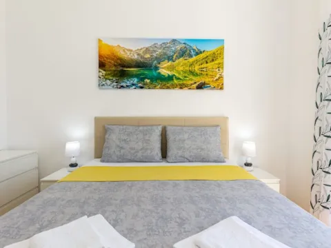 Rent, two bedroom apartment, 70m², Donja Lastva, Tivat - image 5