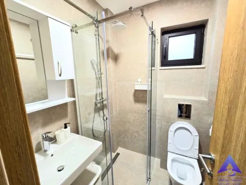 Izdavanje, trosoban stan, 85m², Rozino, Budva - image 6