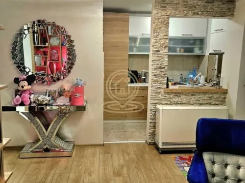 Izdavanje, trosoban stan, 80m², Bogoslovija, Palilula Sve Podlokacije - image 6