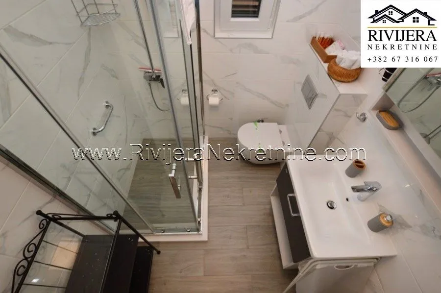Prodaja, kuća, 400m², Bijela, Herceg Novi