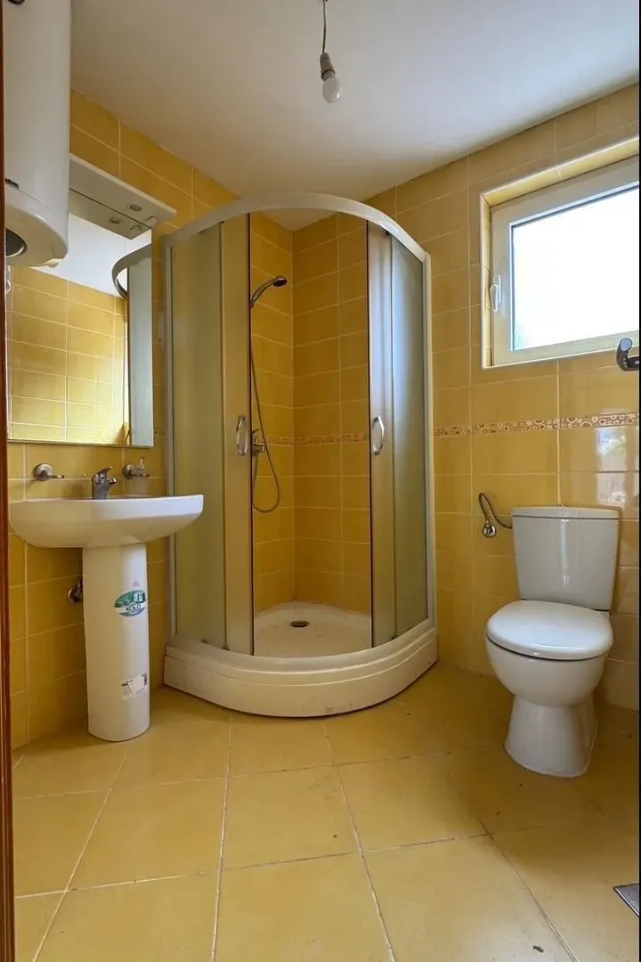 Prodaja, dvosoban stan, 79m², Lastva Grbaljska, Kotor