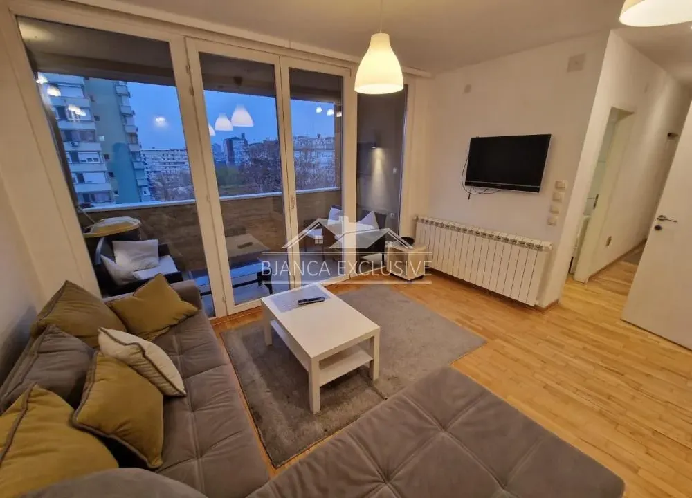 Prodaja, dvosoban stan, 54m², Novi Beograd Blok 1 Fontana, Novi Beograd Sve Podlokacije
