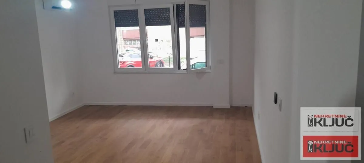 Prodaja, garsonjera, 29m², Novo naselje, Novi Sad