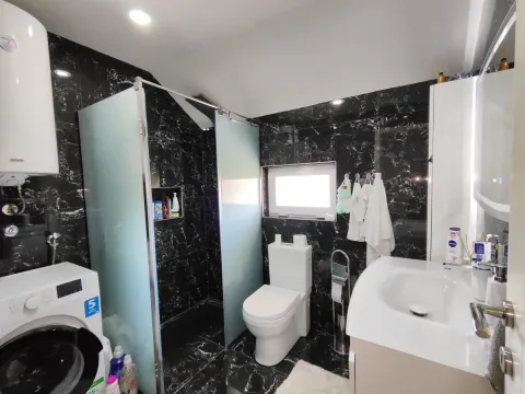 Prodaja, kuća, 440m², Kolonija, Jagodina - image 4