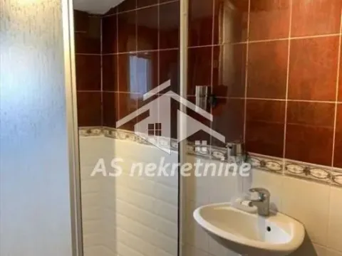 Izdavanje, dvosoban stan, 45m², Tašmajdan, Palilula Sve Podlokacije - image 7