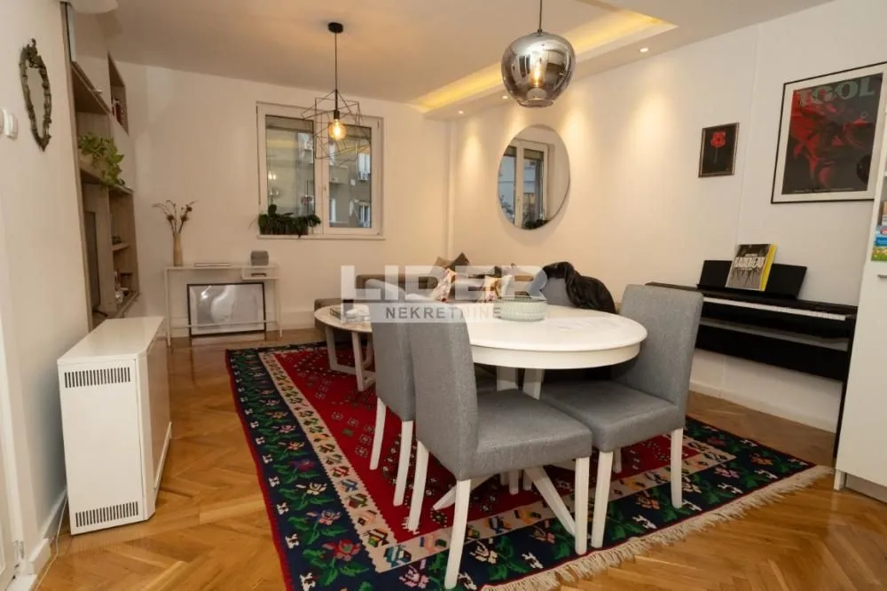 Prodaja, jednosoban stan, 50m², Zeleni Venac, Beograd