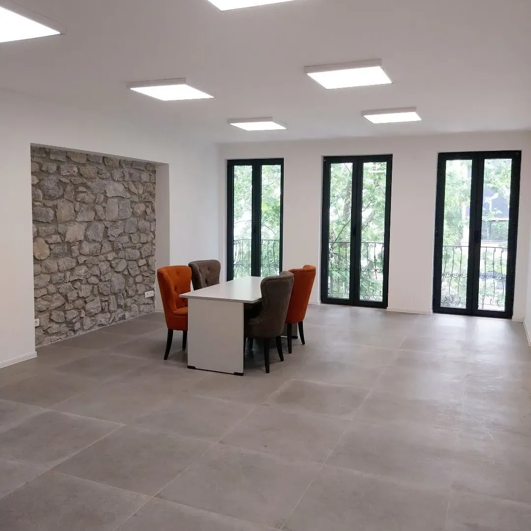 Rent, office space, 120m², Centar, Podgorica