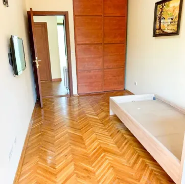 Prodaja, kuća, 200m², Gorica C, Podgorica - image 3