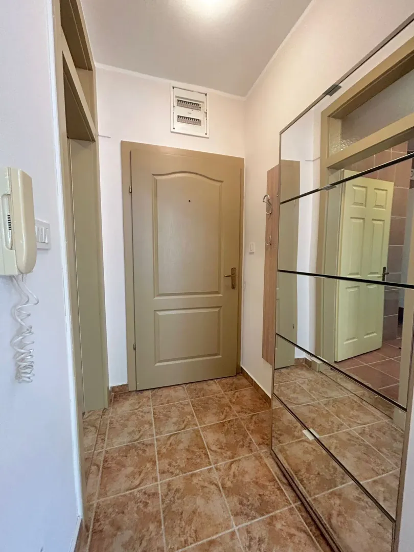 Rent, one bedroom apartment, 37m², Stari Aerodrom, Podgorica