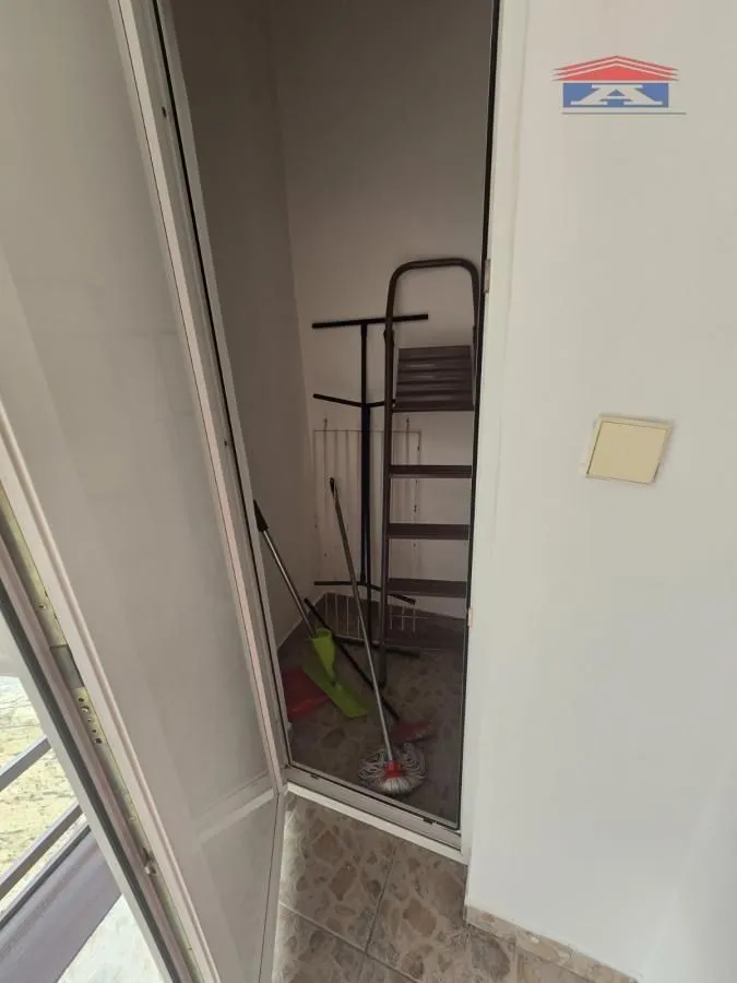 Izdavanje, jednosoban stan, 37m², Grbavica, Novi Sad Sve Podlokacije