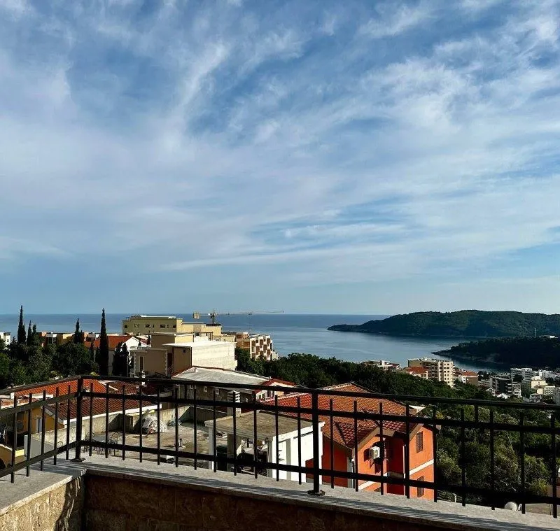 Sale, house, 495m², Bečići, Budva