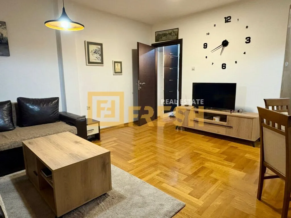 Prodaja, jednosoban stan, 41m², Drač, Podgorica