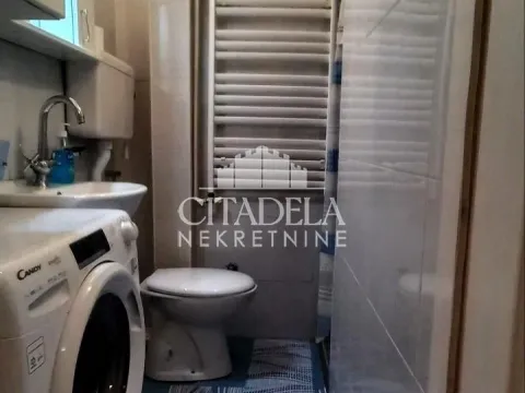 Izdavanje, jednosoban stan, 30m², Stari Grad, Beograd - image 9