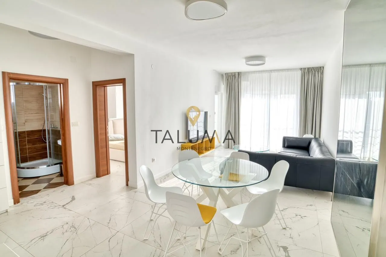 Sale, two bedroom apartment, 60m², Petrovac, Budva