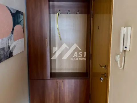 Izdavanje, dvosoban stan, 43m², Sajam, Novi Sad Sve Podlokacije - image 5