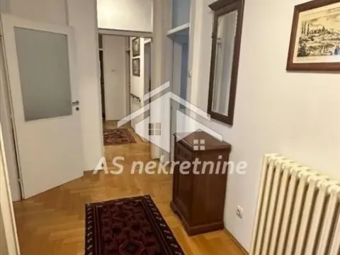 Izdavanje, četvorosoban stan, 117m², Kalenić Pijaca, Vračar Sve Podlokacije - image 15