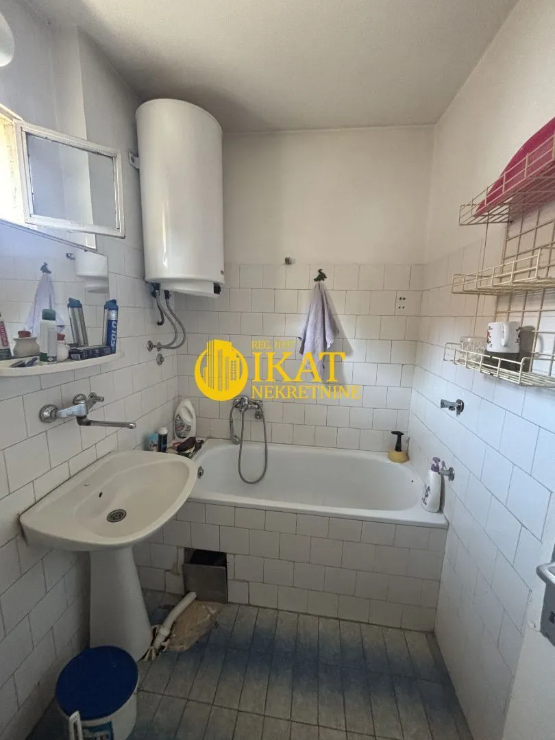 Sale, house, 111m², Batajnica, Beograd