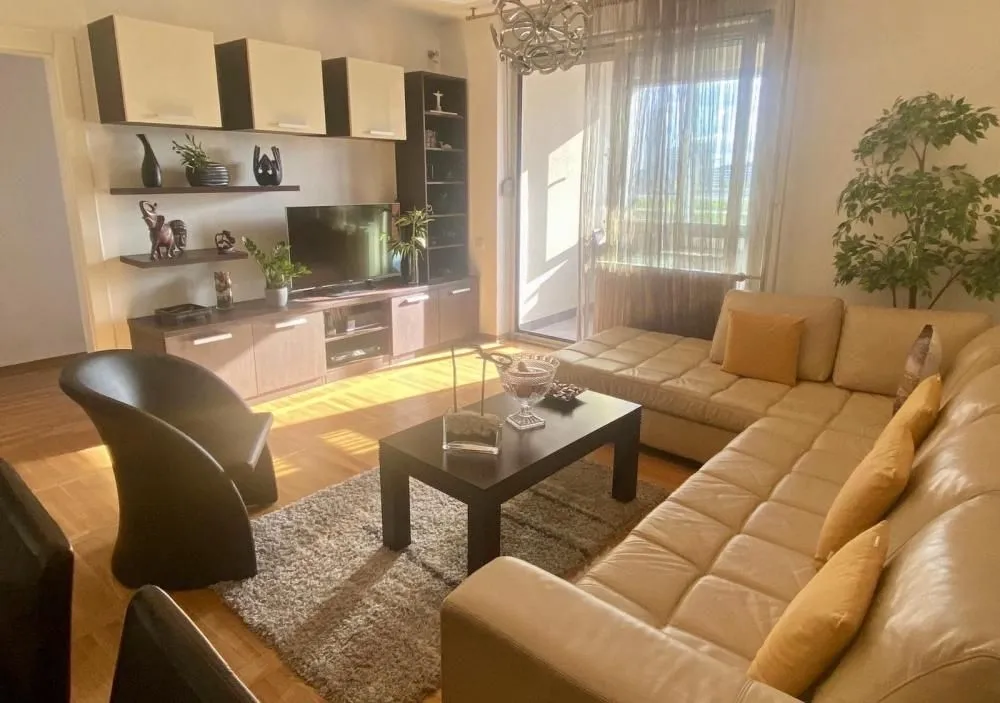 Prodaja, trosoban stan, 86m², Novi Beograd Blok 64, Novi Beograd Sve Podlokacije