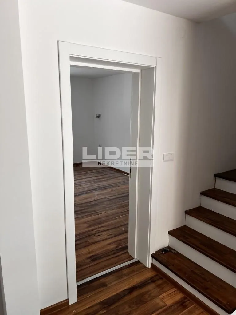 Prodaja, kuća, 78m², Savski Venac, Beograd