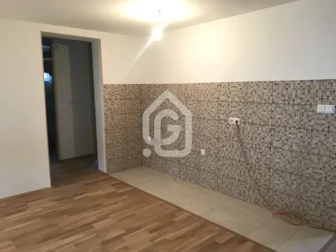 Sale, one bedroom apartment, 53m², Kale, Pirot - image 8