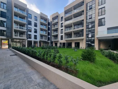 Prodaja, jednosoban stan, 55m², Tivat, Crna Gora - image 5