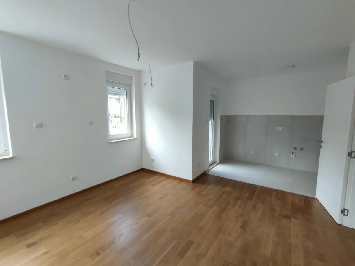 Prodaja, dvosoban stan, 50m², Telep, Novi Sad Sve Podlokacije
