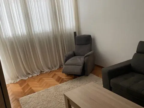 Izdavanje, dvosoban stan, 60m², Podgorica, Crna Gora - image 6