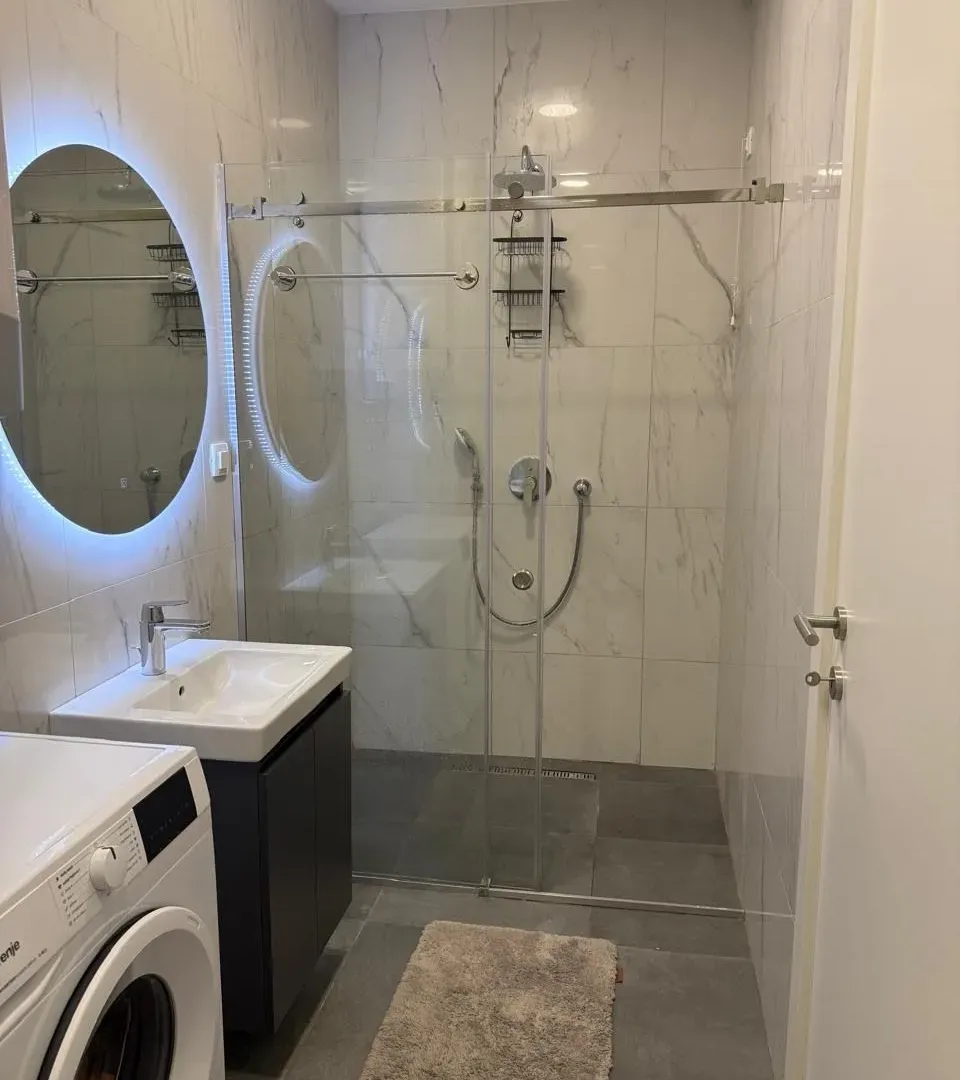 Sale, two bedroom apartment, 78m², Centar, Bar