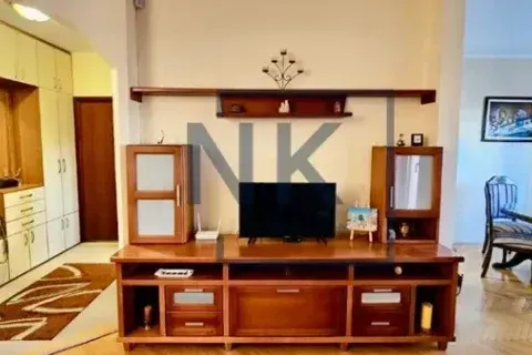 Izdavanje, dvosoban stan, 75m², Malo Brdo, Podgorica - image 5