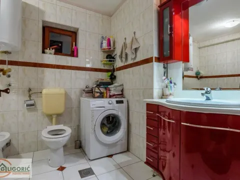 Sale, four bedroom apartment, 104m², Stari Grad, Beograd - image 19