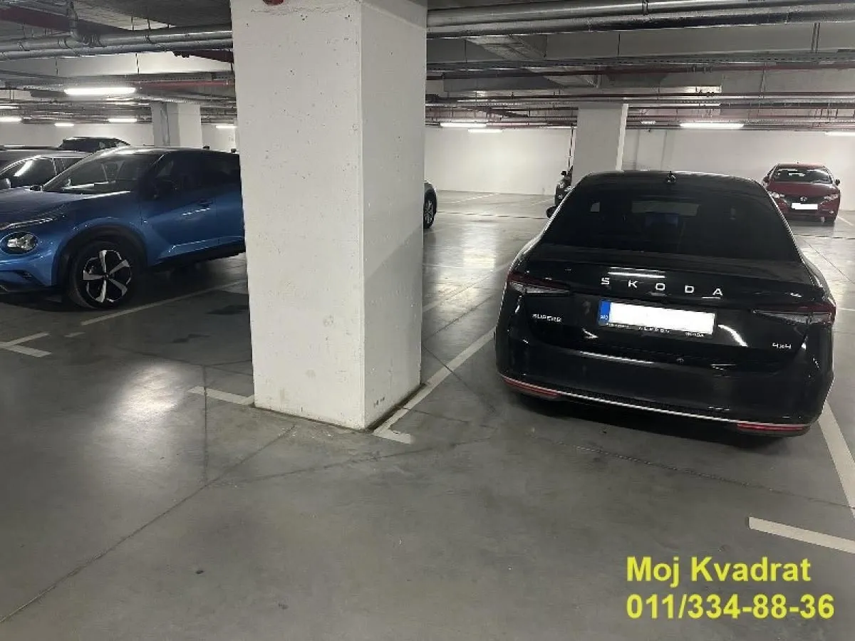 Prodaja, parking/garaža, 13m², Karaburma, Palilula Sve Podlokacije
