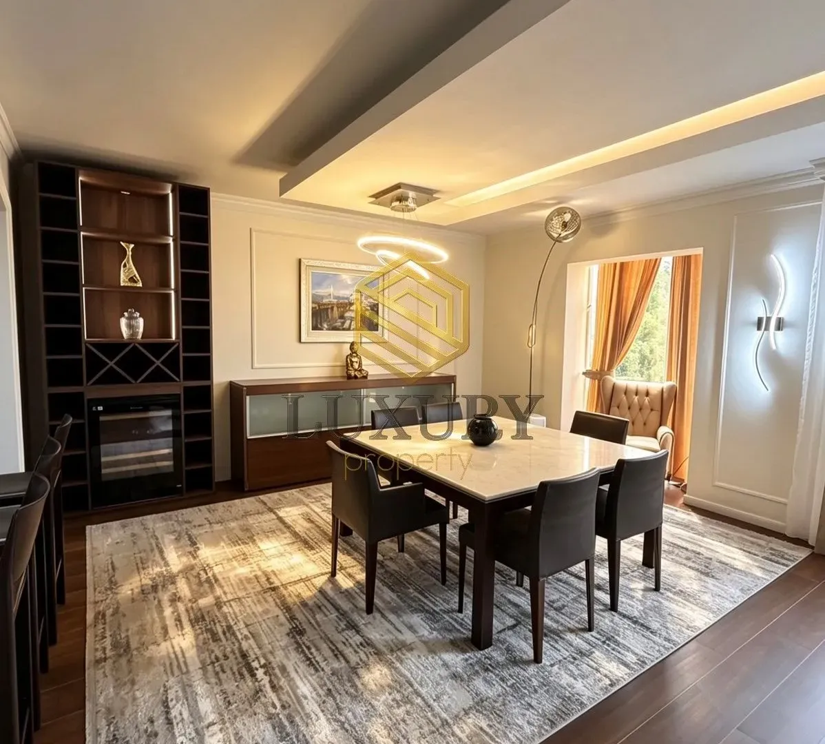 Rent, three bedroom apartment, 215m², Centar, Podgorica