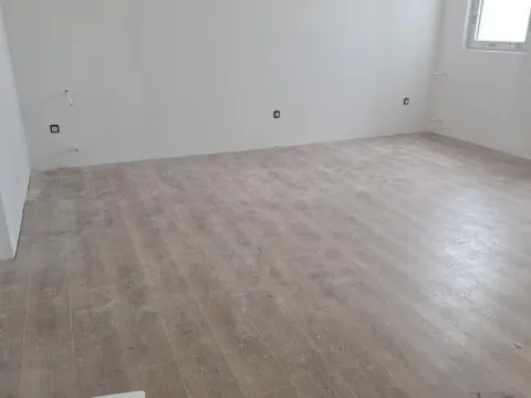 Sale, three bedroom apartment, 70m², Medijana, Niš - image 2