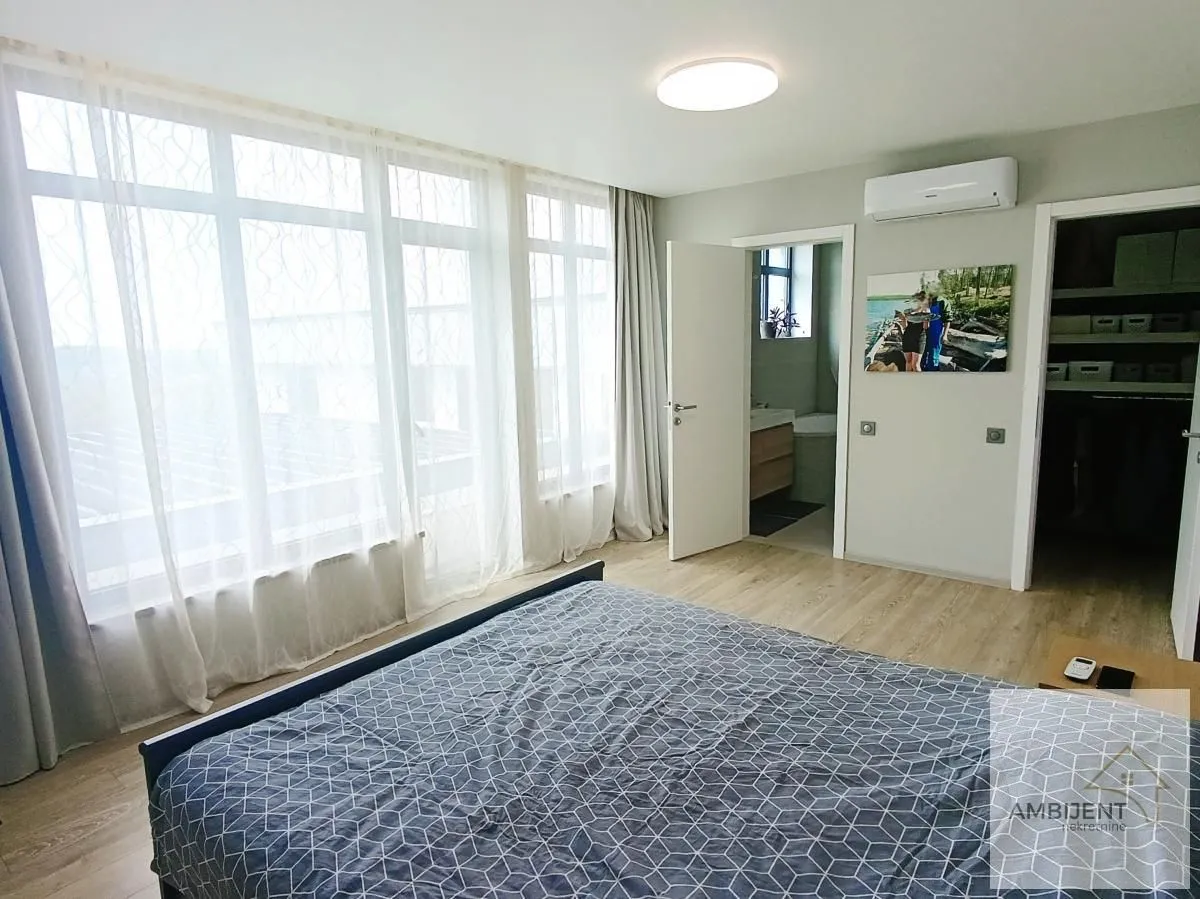 Sale, house, 600m², Sopot, Beograd