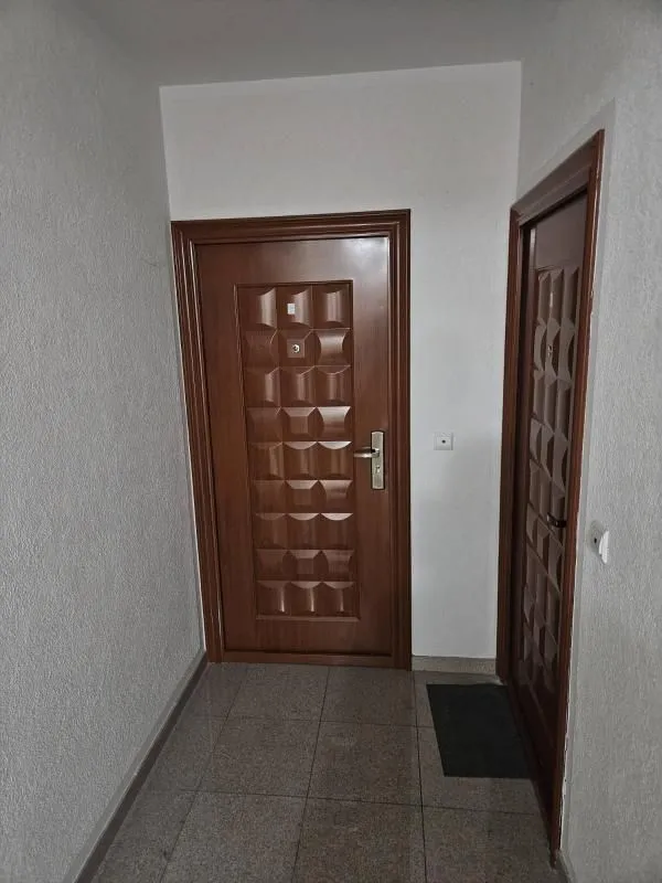 Sale, two bedroom apartment, 60m², Sutomore, Bar