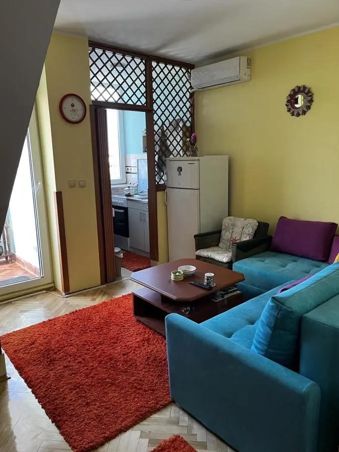 Prodaja, dvosoban stan, 40m², Adamovićevo Naselje, Novi Sad Sve Podlokacije