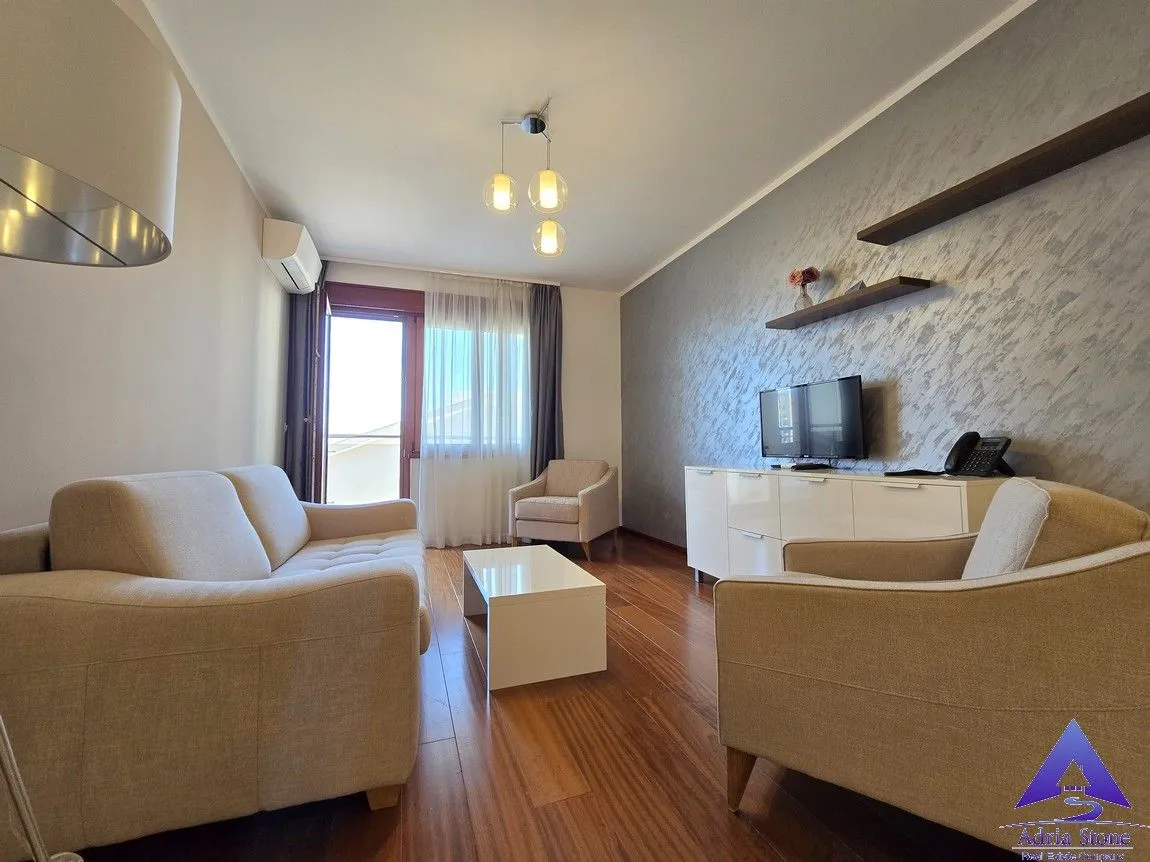 Prodaja, trosoban stan, 107m², Bečići, Budva